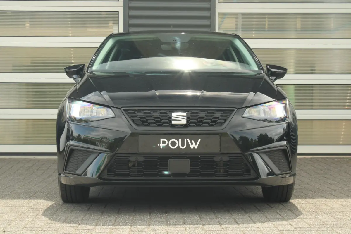 1.0 EcoTSI 95pk Style Business Connect | Navigatie | Apple CarPlay/ Android Auto | Stoelverwarming | Digitaal Cockpit | Cruise Control | Parkeersensoren Voor/ Achter