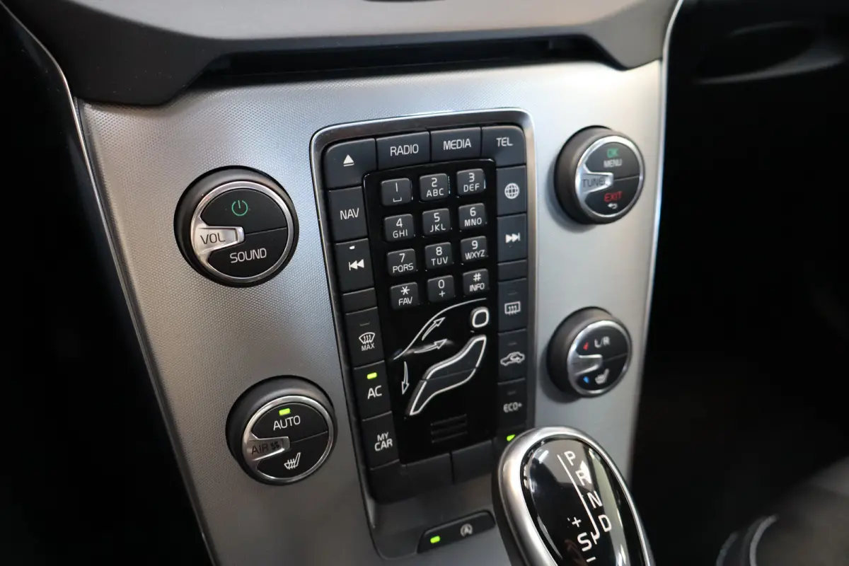 T2 122PK Nordic+ | Stoel verw. | Park assist Voor + Achter | Parkeerverwarming | Bluetooth