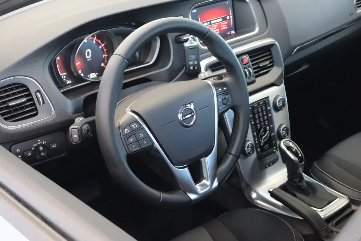 T2 122PK Nordic+ | Stoel verw. | Park assist Voor + Achter | Parkeerverwarming | Bluetooth