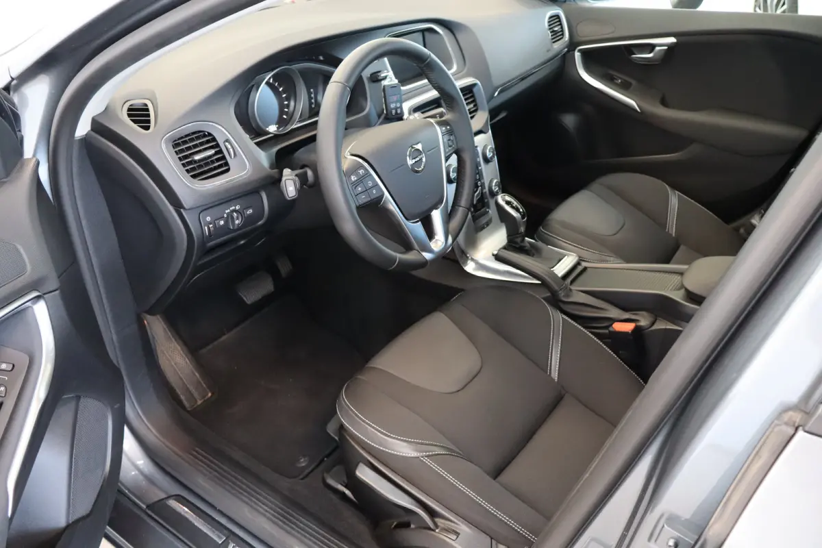 T2 122PK Nordic+ | Stoel verw. | Park assist Voor + Achter | Parkeerverwarming | Bluetooth