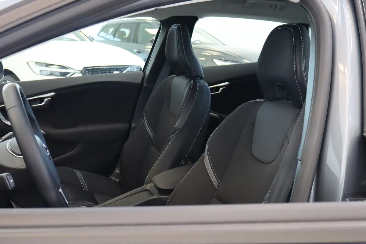 T2 122PK Nordic+ | Stoel verw. | Park assist Voor + Achter | Parkeerverwarming | Bluetooth