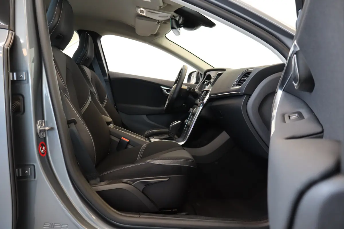 T2 122PK Nordic+ | Stoel verw. | Park assist Voor + Achter | Parkeerverwarming | Bluetooth