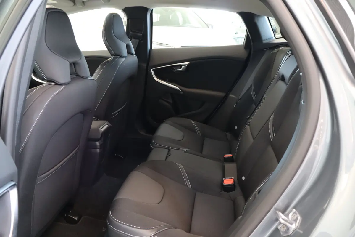 T2 122PK Nordic+ | Stoel verw. | Park assist Voor + Achter | Parkeerverwarming | Bluetooth