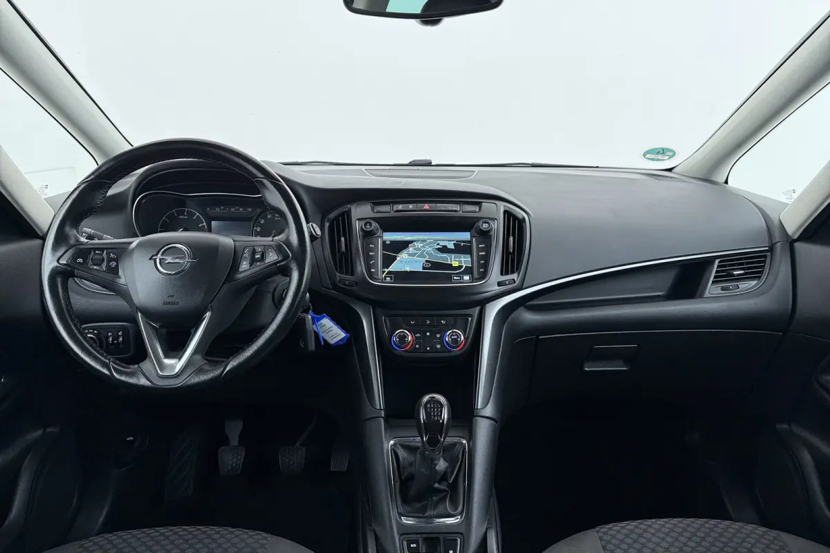 1.4 Turbo Innovation 7p. | Trekhaak | Volledig Ond. | Climate Control | Camera | Navigatie | Cruise Control |
