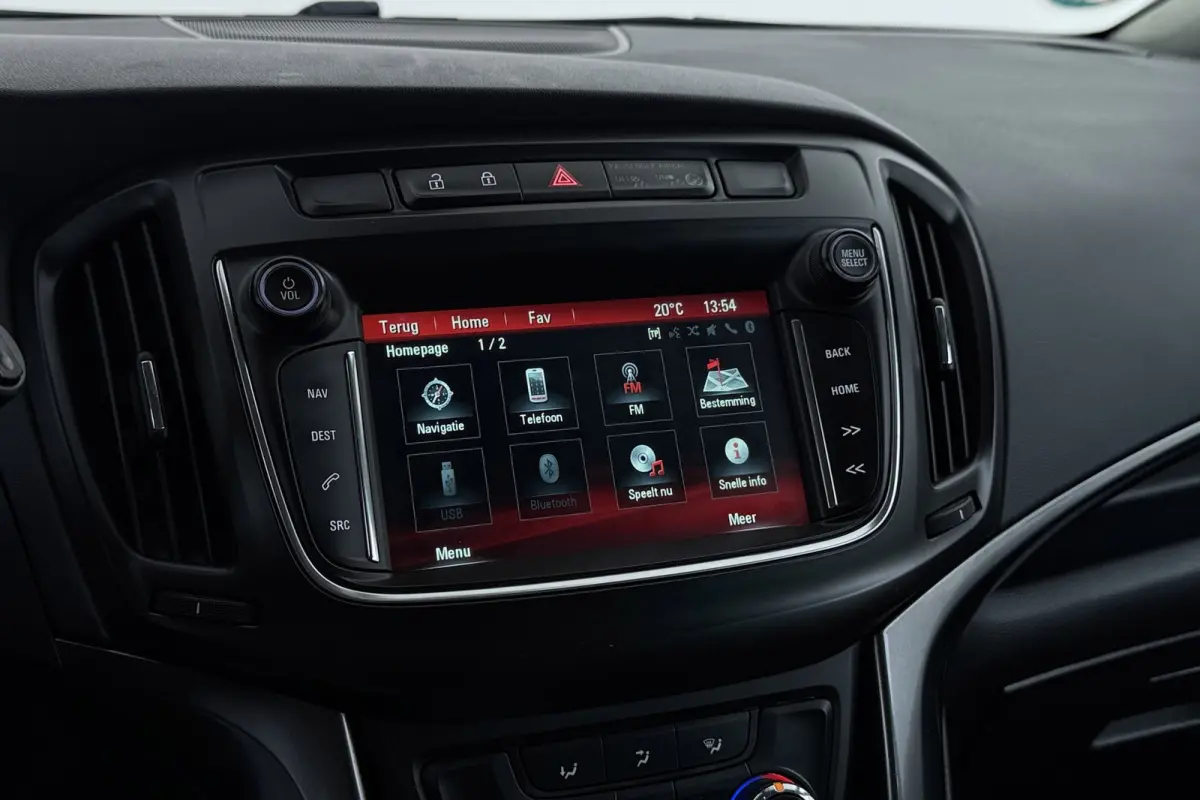 1.4 Turbo Innovation 7p. | Trekhaak | Volledig Ond. | Climate Control | Camera | Navigatie | Cruise Control |