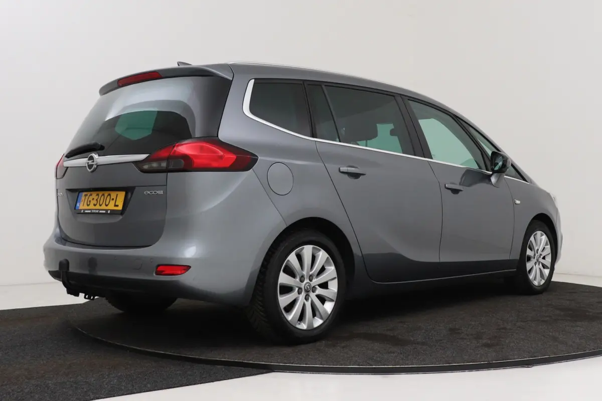 1.4 Turbo Innovation 7p. | Trekhaak | Volledig Ond. | Climate Control | Camera | Navigatie | Cruise Control |