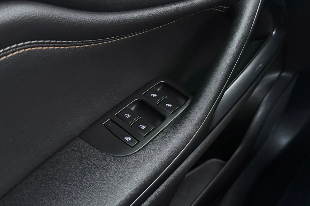 1.4 Turbo Innovation 7p. | Trekhaak | Volledig Ond. | Climate Control | Camera | Navigatie | Cruise Control |