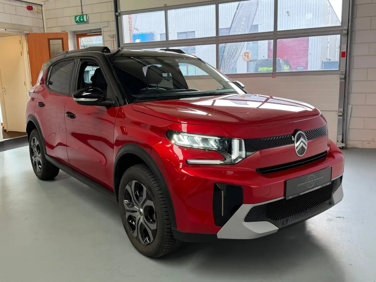 1.2 Hybrid 145pk Plus Automaat, camera, Carplay