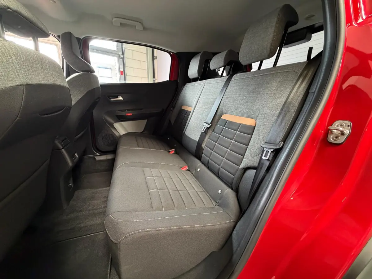 1.2 Hybrid 145pk Plus Automaat, camera, Carplay