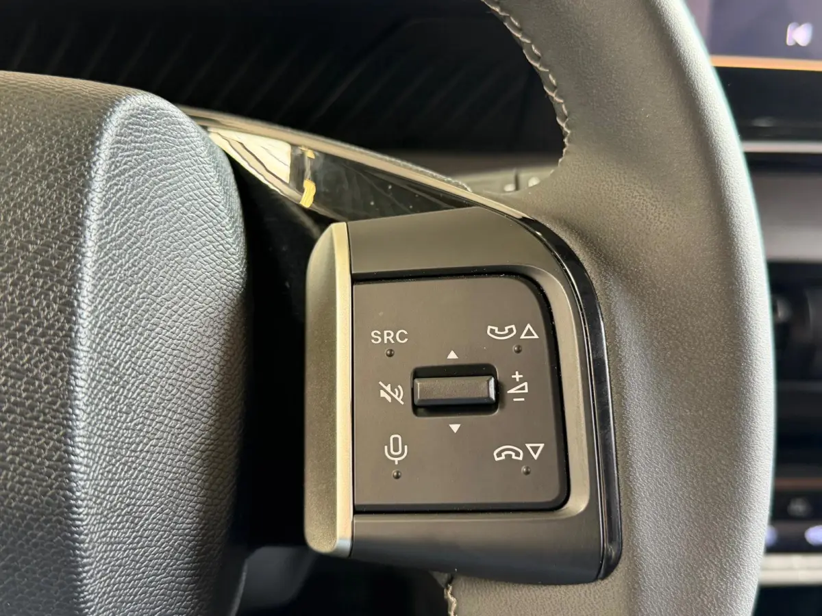 1.2 Hybrid 145pk Plus Automaat, camera, Carplay