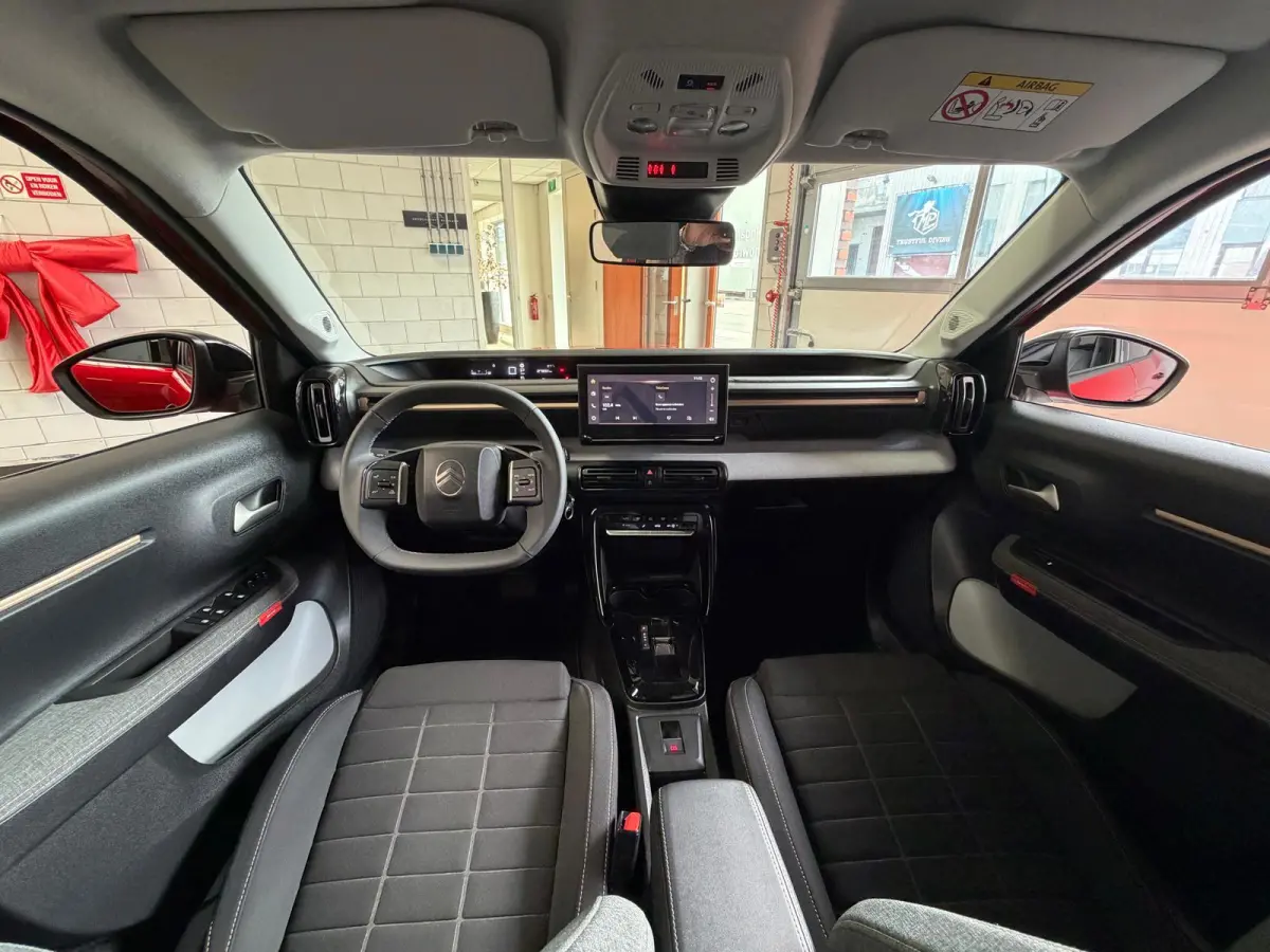 1.2 Hybrid 145pk Plus Automaat, camera, Carplay