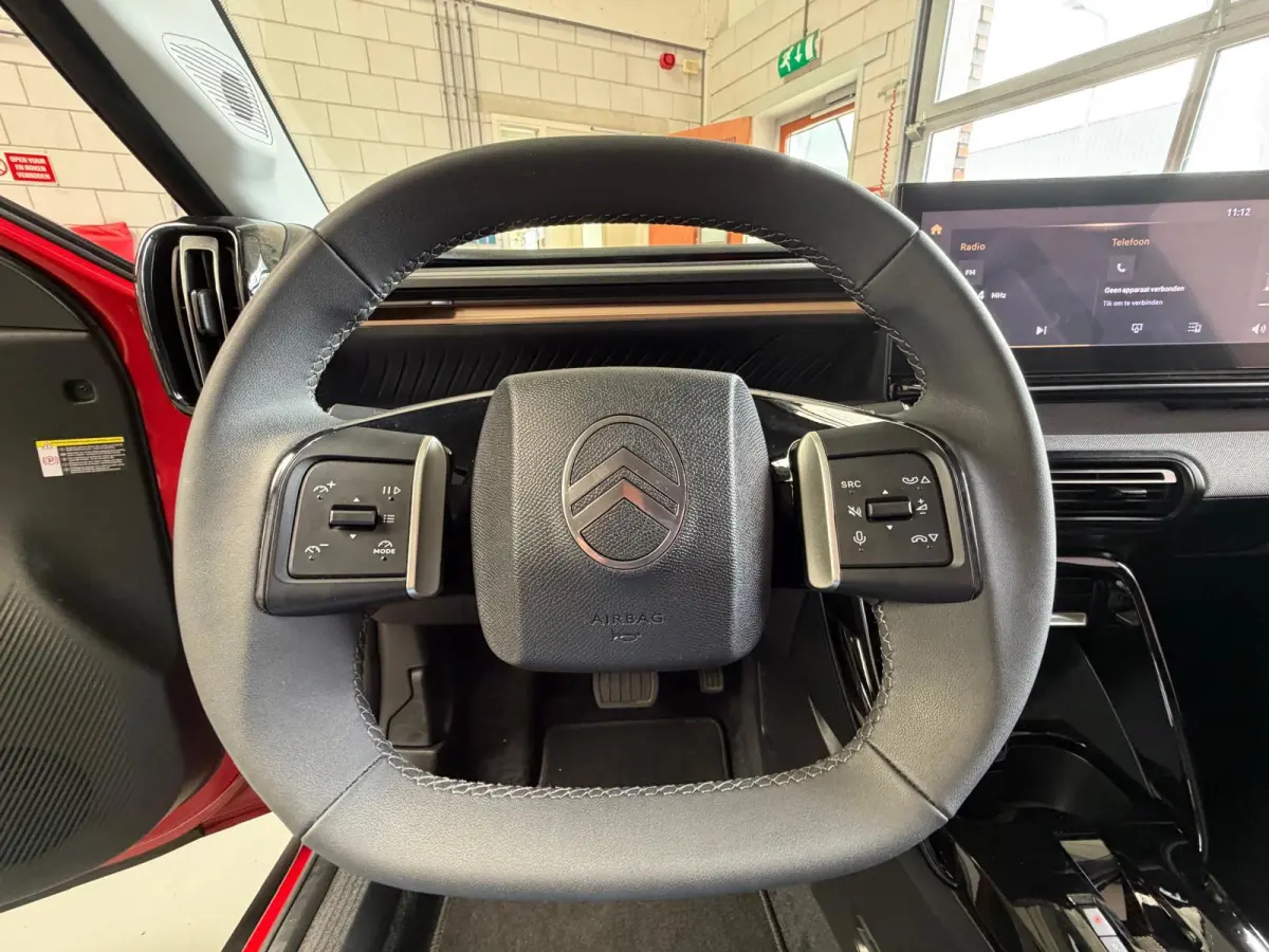 1.2 Hybrid 145pk Plus Automaat, camera, Carplay