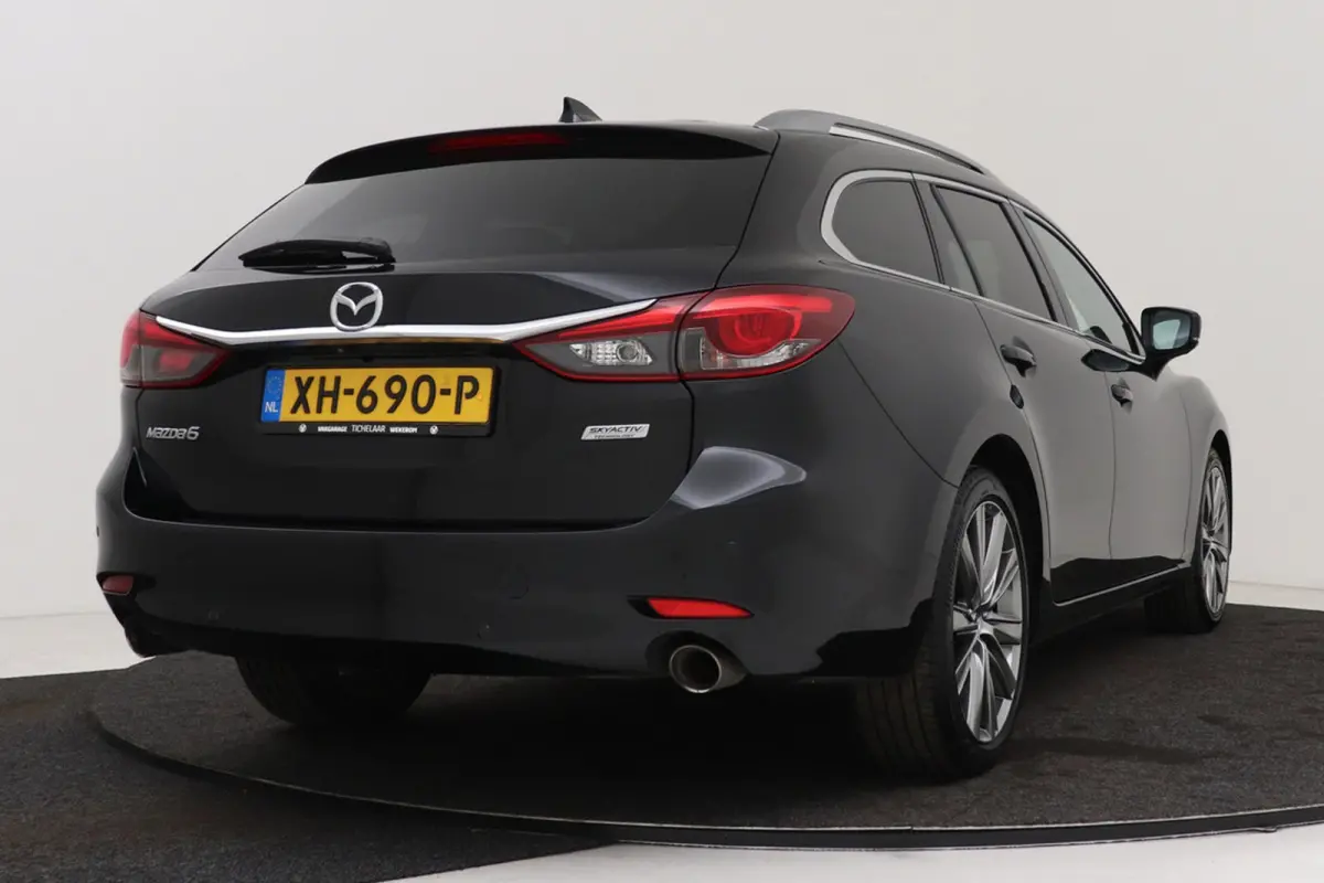 2.0 SkyActiv-G 165 Luxury | Trekhaak | Org NL | BOSE | Head-Up | CarPlay | Stoelverwarming | Adap. Cruise | 360