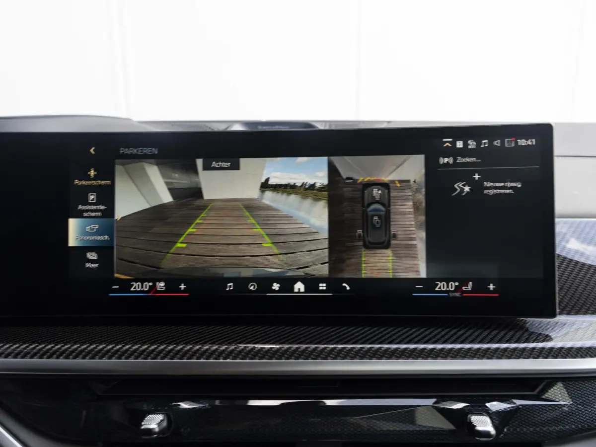 xDrive50e | M Sportpakket Pro | M Performance Carbon | Travel Pack | 22 inch | Active Steering | Glazen panoramadak Sky Lounge | Driving Assistent Professional | Bowers & Wilkins | Trekhaak
