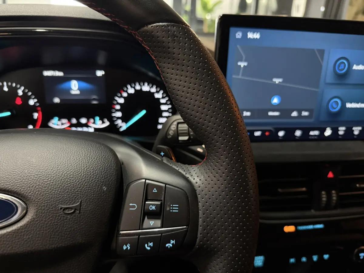 1.0 EcoBoost Mild-Hybrid ST-Line | Automaat | StuurVW | StoelVW | CarPlay | Navi | LED | PDC | Rijklaar