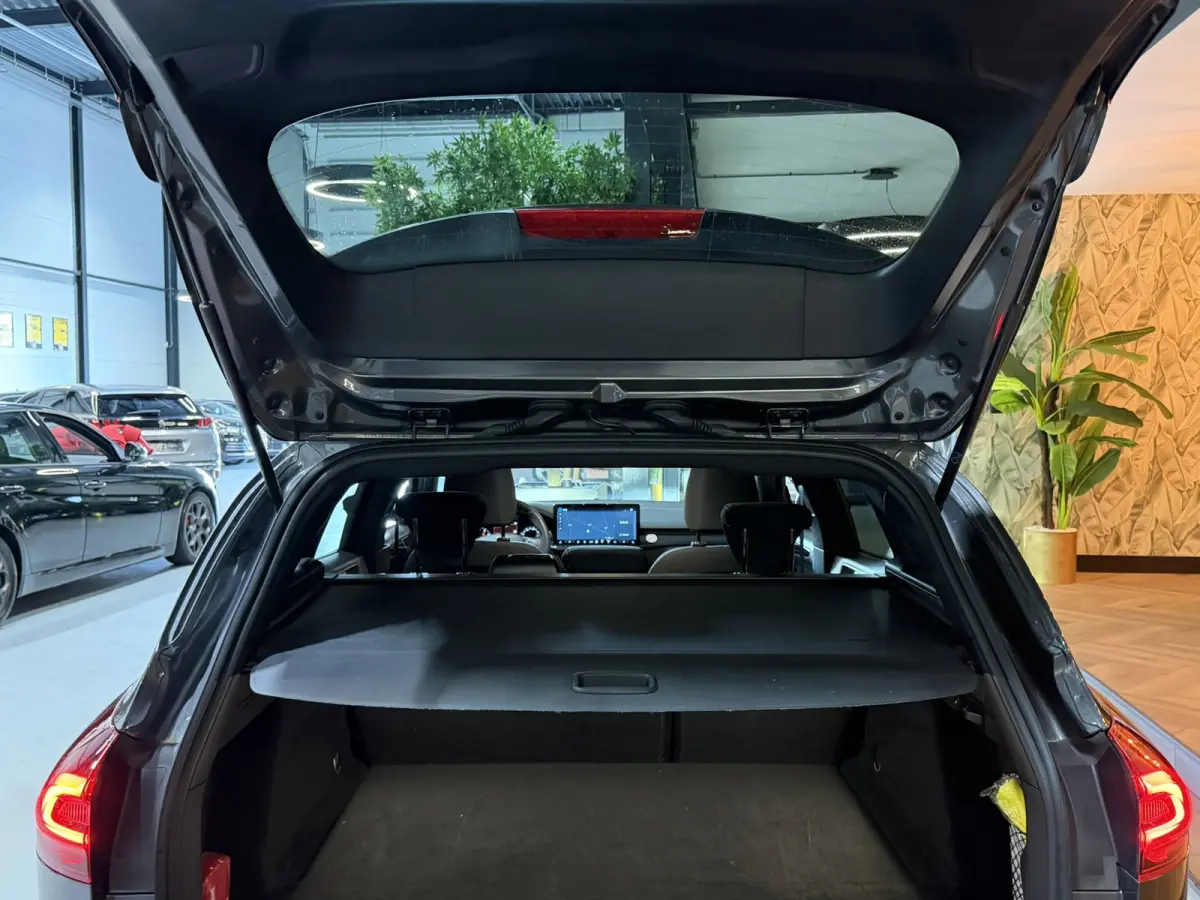1.0 EcoBoost Mild-Hybrid ST-Line | Automaat | StuurVW | StoelVW | CarPlay | Navi | LED | PDC | Rijklaar