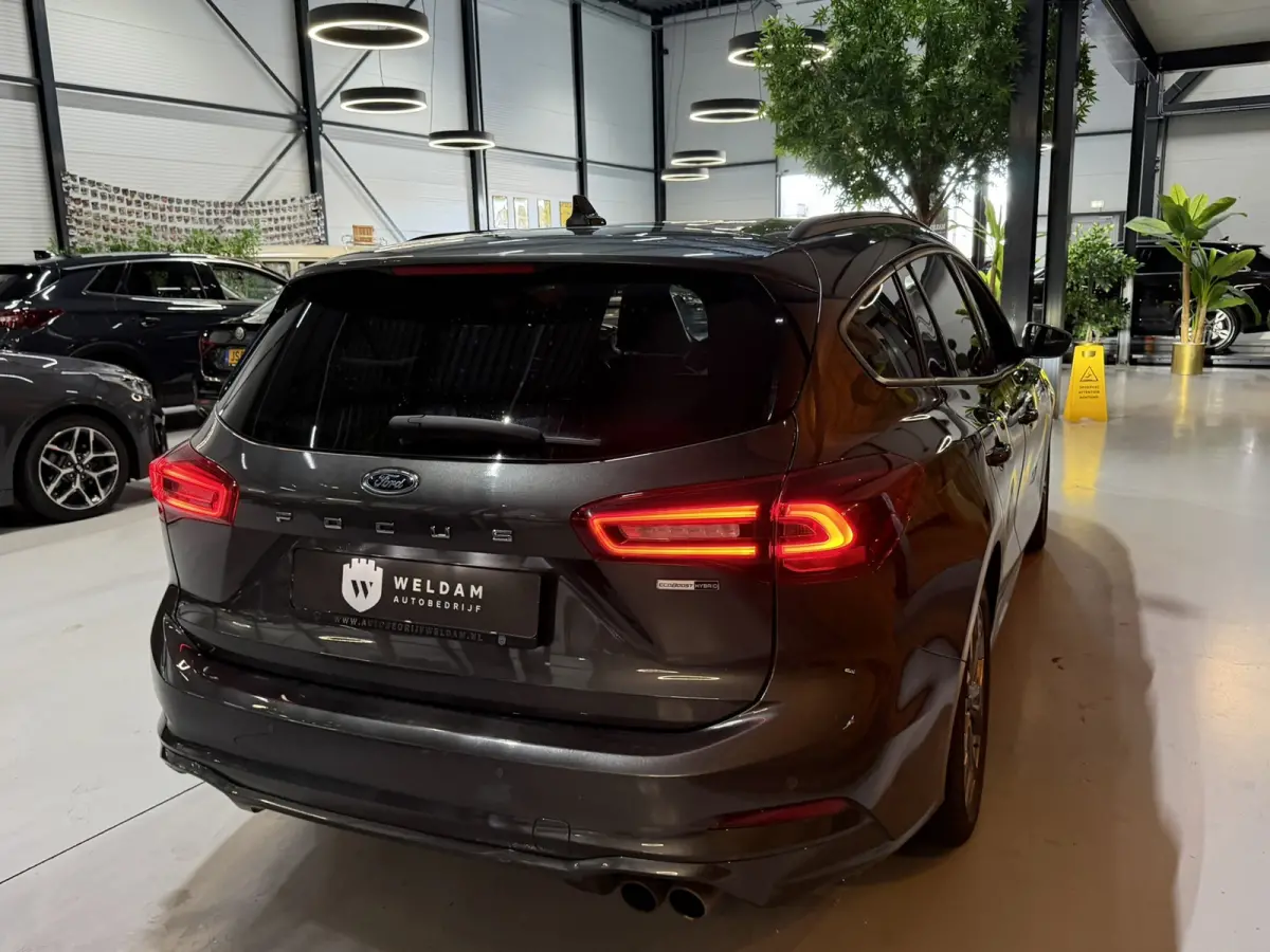 1.0 EcoBoost Mild-Hybrid ST-Line | Automaat | StuurVW | StoelVW | CarPlay | Navi | LED | PDC | Rijklaar