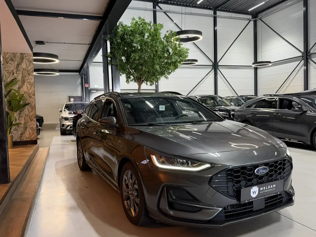 1.0 EcoBoost Mild-Hybrid ST-Line | Automaat | StuurVW | StoelVW | CarPlay | Navi | LED | PDC | Rijklaar