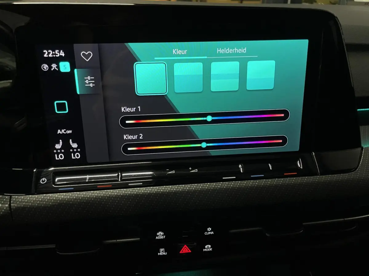 1.5 eTSI R-Line Black Style/ Cam/ IQ/ 18''LMV/ CarPlay