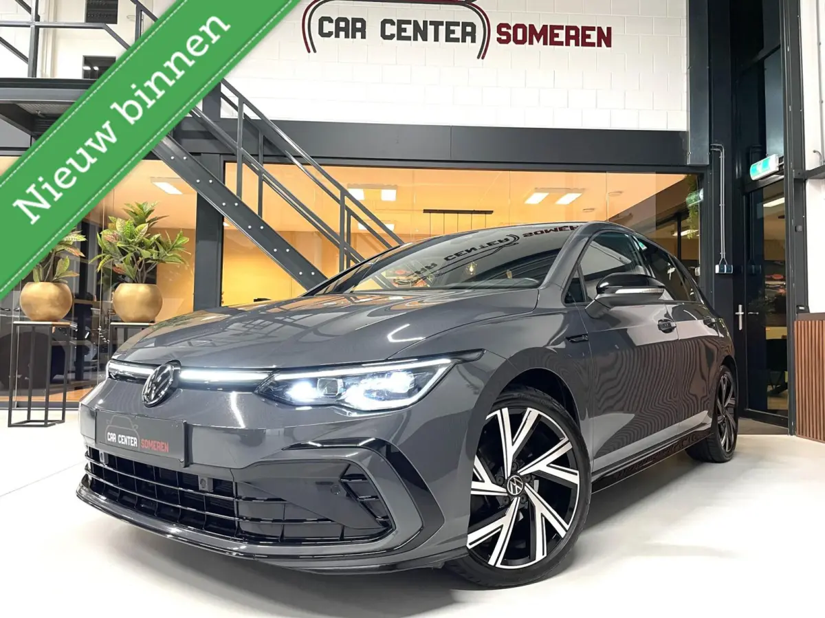 1.5 eTSI R-Line Black Style/ Cam/ IQ/ 18''LMV/ CarPlay