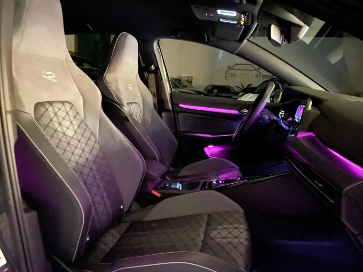 1.5 eTSI R-Line Black Style/ Cam/ IQ/ 18''LMV/ CarPlay