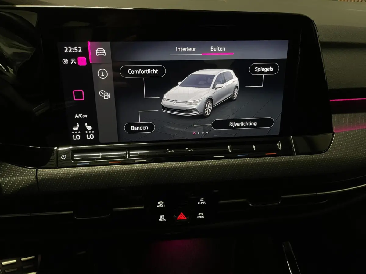 1.5 eTSI R-Line Black Style/ Cam/ IQ/ 18''LMV/ CarPlay