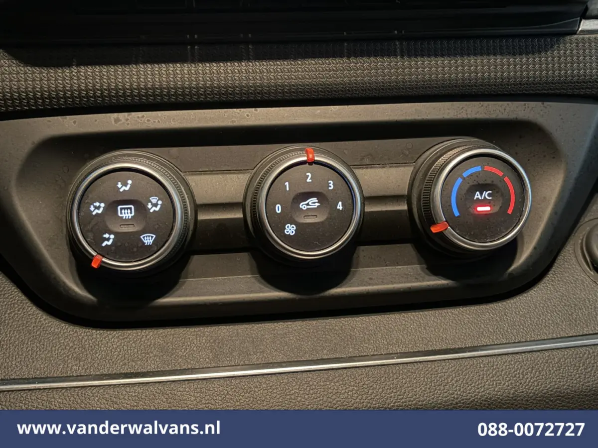2.0 Blue dCi 131pk L2H1 Euro6 Airco | Navigatie | Camera | LED | Apple Carplay Cruisecontrol, Android Auto, Parkeersensoren, Elektrische inklapbare spiegels, Bijrijdersbank