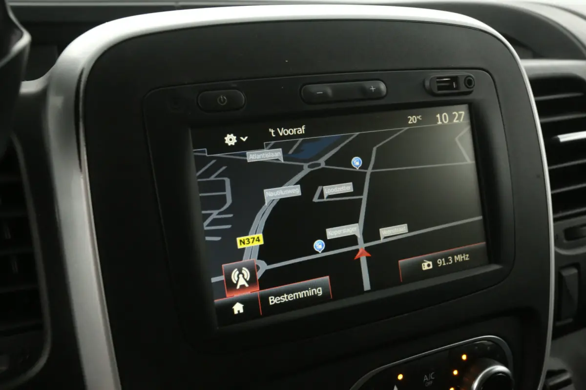 2.0 DCI L2H1 145pk | Dubbele Cabine | Clima | Camera | Cruise | Navi | Trekhaak | Parkeersens.