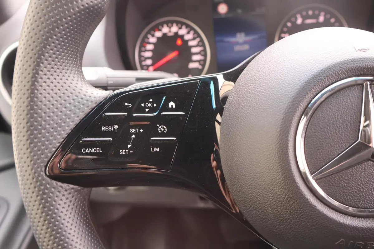 317 CDI | Aut. | L4 H2 | Pro | Parkeercamera | Apple Carplay/Android Auto | 3-zits | Airco | Cruise Control | Certified