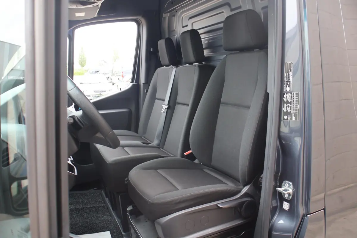 317 CDI | Aut. | L4 H2 | Pro | Parkeercamera | Apple Carplay/Android Auto | 3-zits | Airco | Cruise Control | Certified