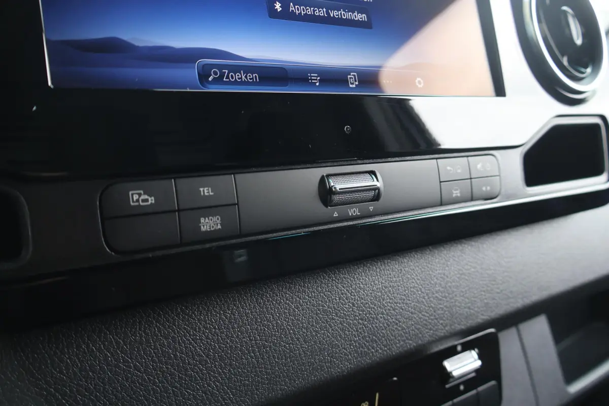 317 CDI | Aut. | L4 H2 | Pro | Parkeercamera | Apple Carplay/Android Auto | 3-zits | Airco | Cruise Control | Certified