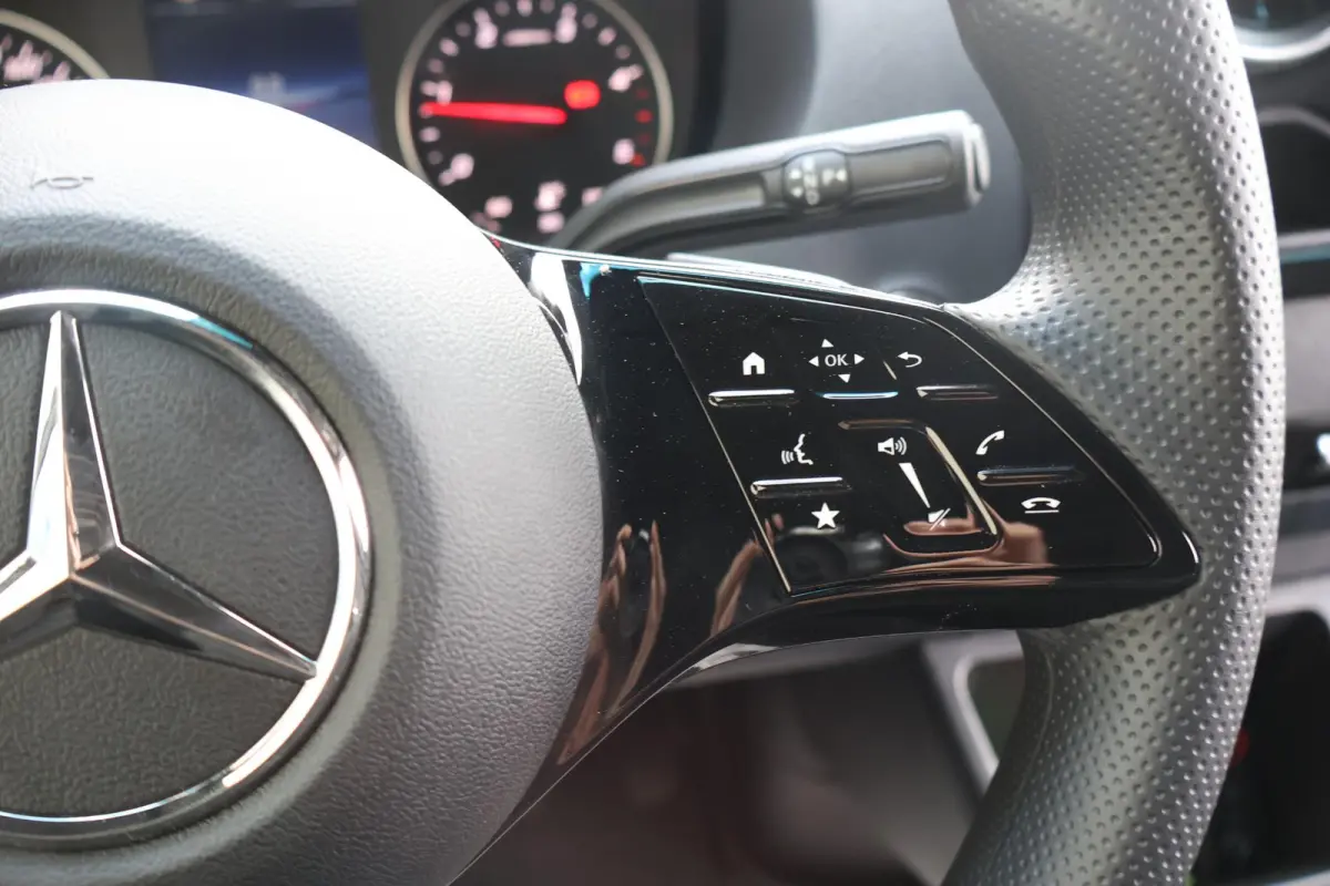 317 CDI | Aut. | L4 H2 | Pro | Parkeercamera | Apple Carplay/Android Auto | 3-zits | Airco | Cruise Control | Certified