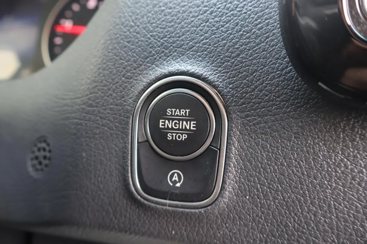 317 CDI | Aut. | L4 H2 | Pro | Parkeercamera | Apple Carplay/Android Auto | 3-zits | Airco | Cruise Control | Certified