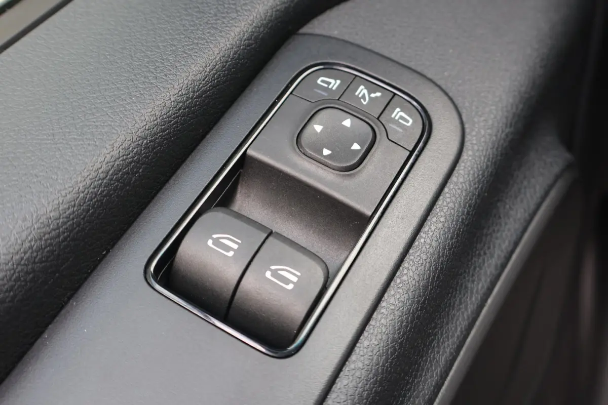 317 CDI | Aut. | L4 H2 | Pro | Parkeercamera | Apple Carplay/Android Auto | 3-zits | Airco | Cruise Control | Certified