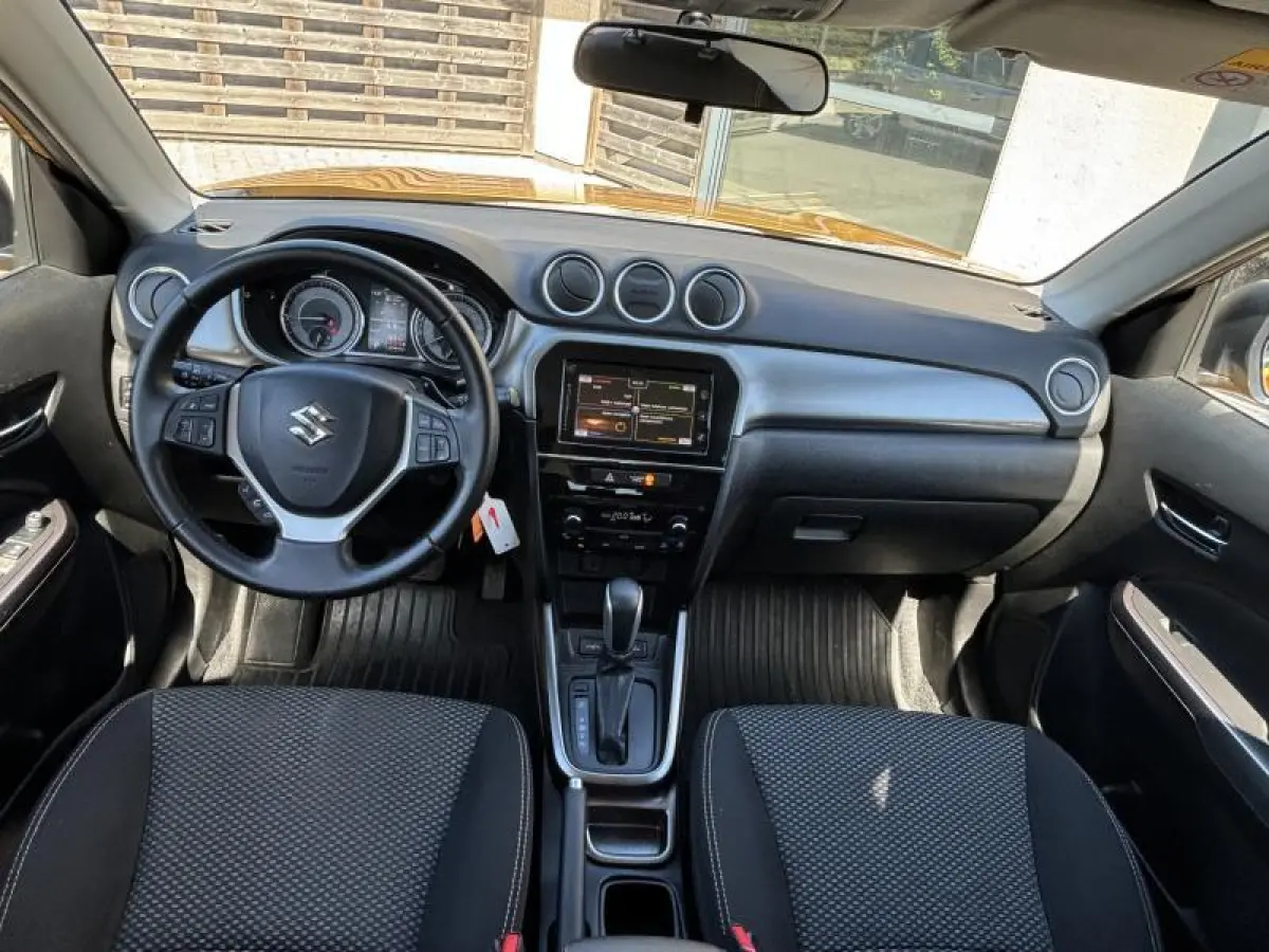1.0 BOOSTERJET SELECT AUTOMAAT Trekhaak | Navigatie | Stoelverwarming | Cruise