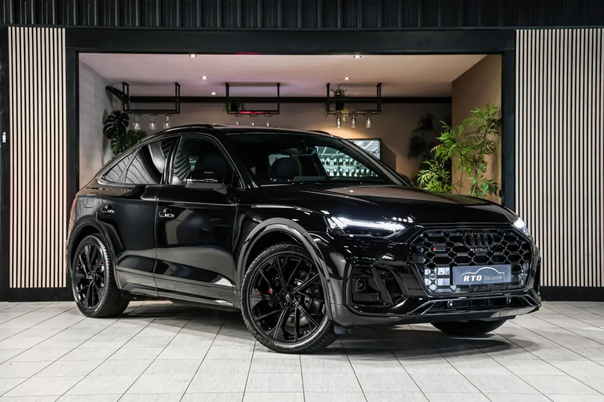 SQ5 3.0 TDI SQ5 quattro|B&O|Carbon|Trekhaak|Pano|Ruitjes Leder|