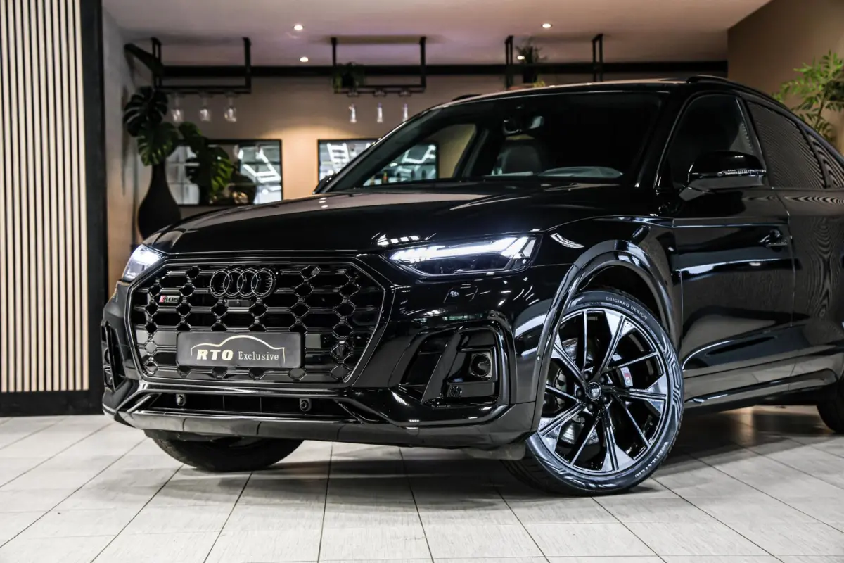 SQ5 3.0 TDI SQ5 quattro|B&O|Carbon|Trekhaak|Pano|Ruitjes Leder|