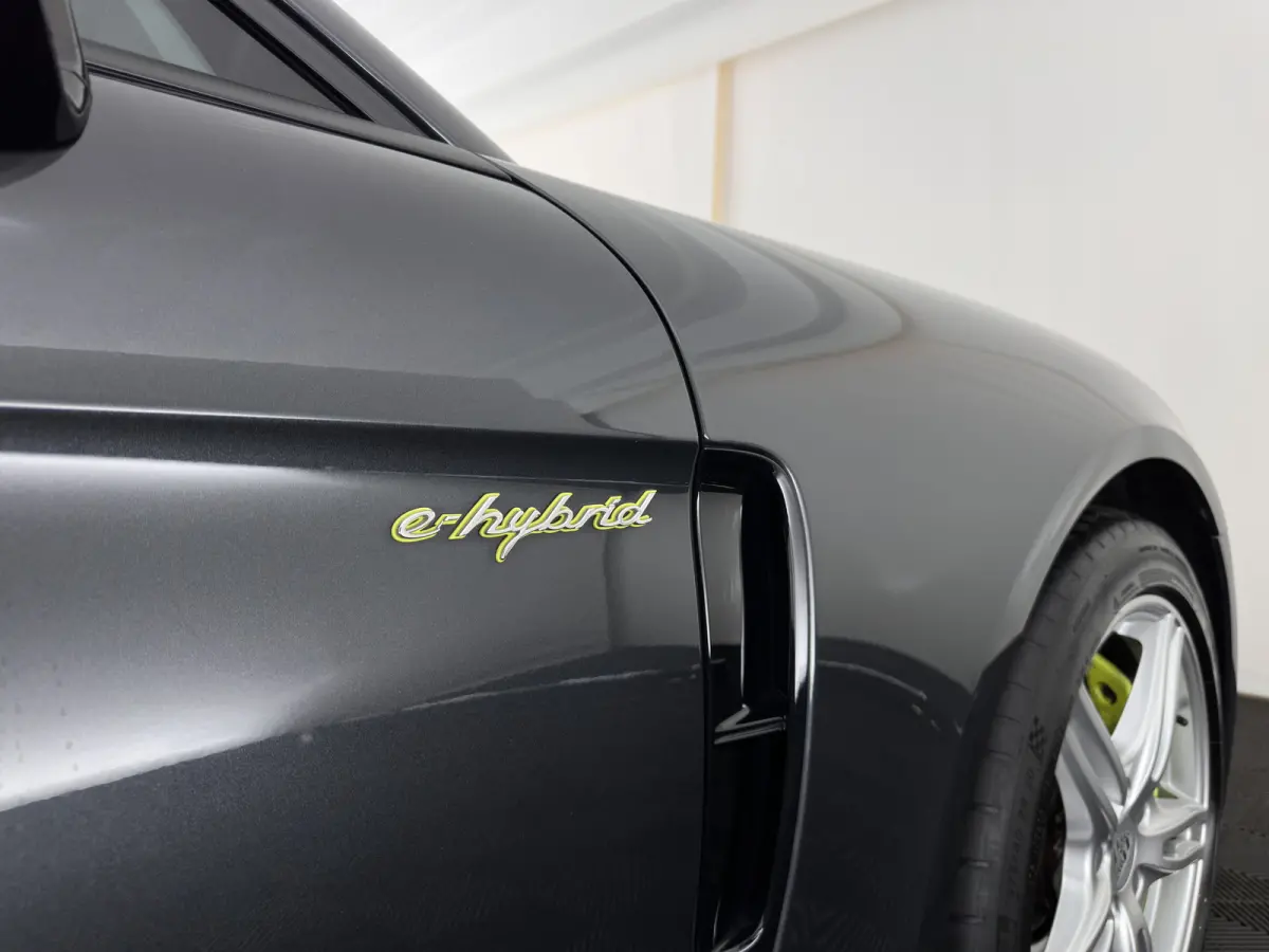 2.9 4 E-Hybrid (Plug-in) Aut. *SPORT-CHRONO | LEATHER | FULL-LED | SOFT-CLOSE | ADAPTIVE-CRUISE | BLINDSPOT | MEMORY-PACK | BOSE-SOUND | HEATED-SPORTSEATS | CARBON | CAMERA | PRIVACY-GLASS |