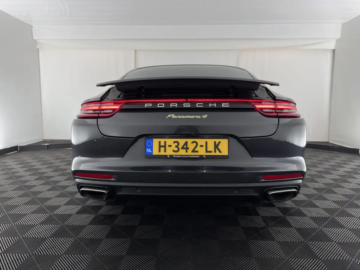 2.9 4 E-Hybrid (Plug-in) Aut. *SPORT-CHRONO | LEATHER | FULL-LED | SOFT-CLOSE | ADAPTIVE-CRUISE | BLINDSPOT | MEMORY-PACK | BOSE-SOUND | HEATED-SPORTSEATS | CARBON | CAMERA | PRIVACY-GLASS |
