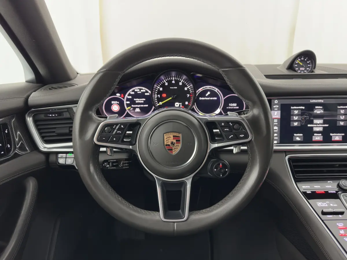2.9 4 E-Hybrid (Plug-in) Aut. *SPORT-CHRONO | LEATHER | FULL-LED | SOFT-CLOSE | ADAPTIVE-CRUISE | BLINDSPOT | MEMORY-PACK | BOSE-SOUND | HEATED-SPORTSEATS | CARBON | CAMERA | PRIVACY-GLASS |