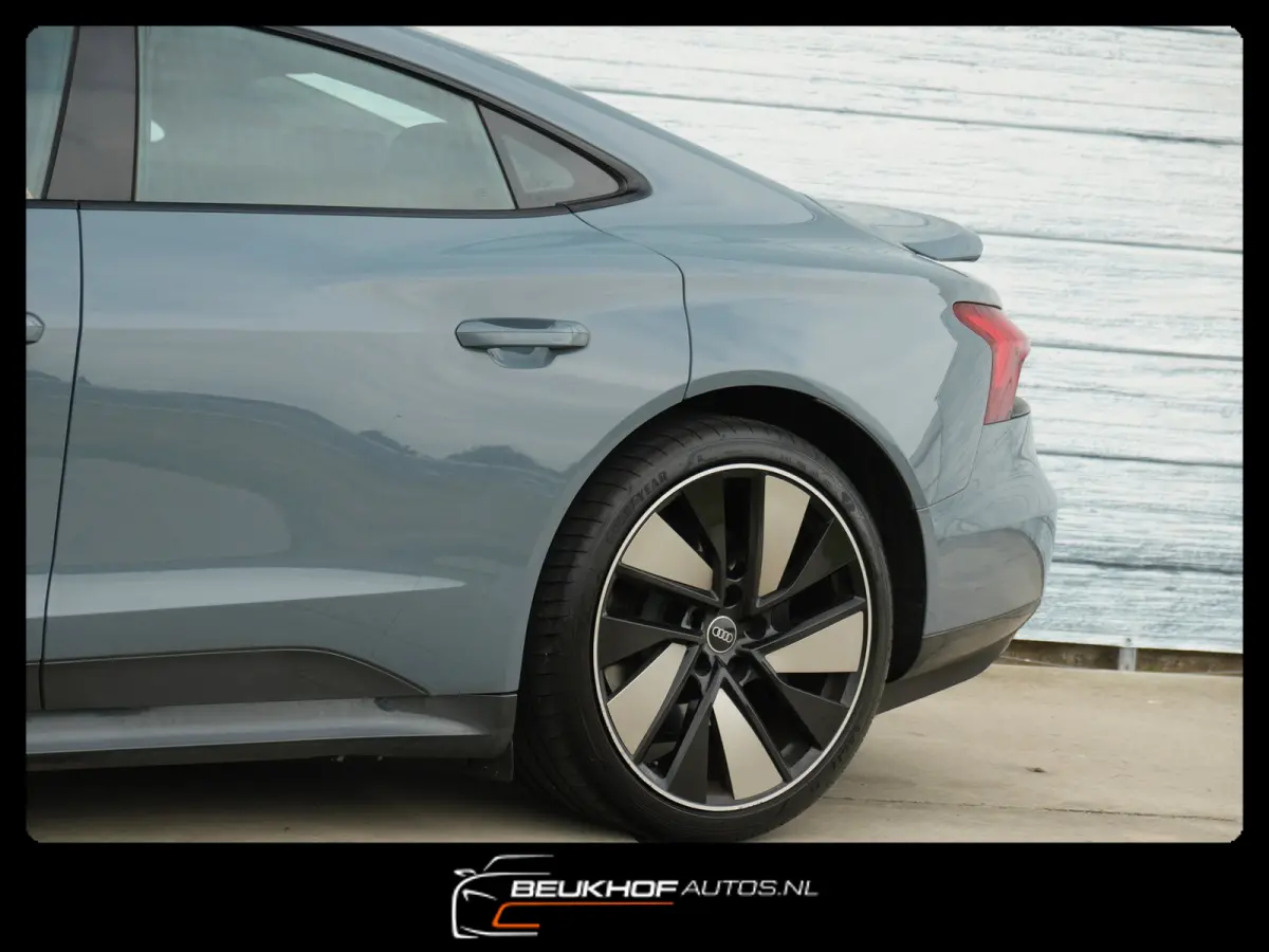 93 kWh Leer Adapt Cruise Carplay Pano Soh 89%