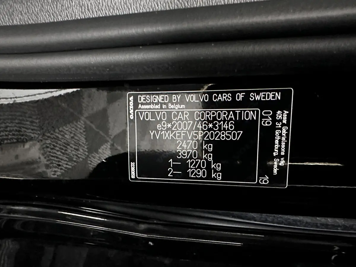 Recharge Core 69 kWh [3-Fase-11kW] {SoH-93%} (INCL.BTW) Aut. *PANO | DIGI-COCKPIT | FULL-LED | CAMERA | NAVI-FULLMAP | ECC | PDC | HEATED-SPORTSEATS | PRIVACY-GLASS | 19''ALU*
