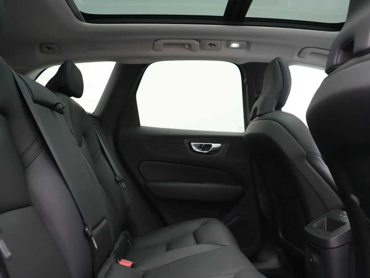 T6 PHEV AWD Plus Dark 350pk Dealer O.H | Panodak | Adaptive Cruise | 360 Camera | Lederen Sportstoelen Memory & Verwarmd | Apple Carplay | Google Assistant & Maps | BLIS | Stuurverwarming | 