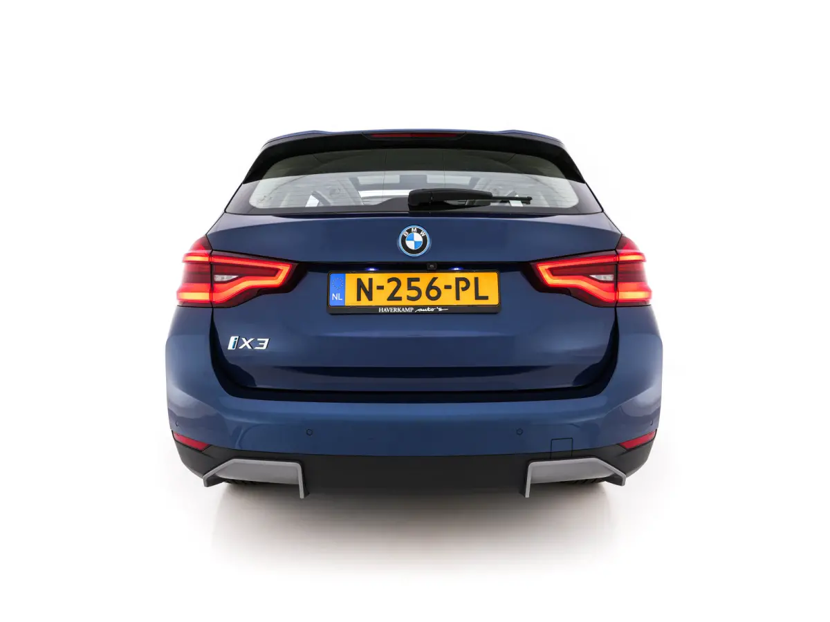 Executive 80 kWh [3-Fase-11kW ] {SoH-98%} (INCL-BTW) Aut. *PANO | LEATHER | ADAPTIVE-CRUISE | FULL-LED | MEMORY-PACK | BLIND-SPOT |  DIGI-COCKPIT | HEATED-COMFORTSEATS | KEYLESS | CAMERA | D
