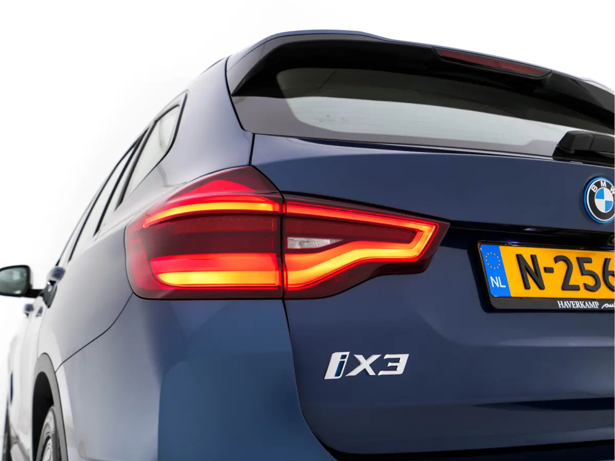 Executive 80 kWh [3-Fase-11kW ] {SoH-98%} (INCL-BTW) Aut. *PANO | LEATHER | ADAPTIVE-CRUISE | FULL-LED | MEMORY-PACK | BLIND-SPOT |  DIGI-COCKPIT | HEATED-COMFORTSEATS | KEYLESS | CAMERA | D