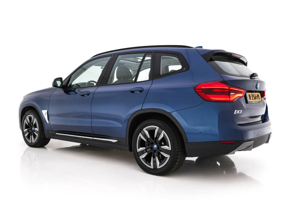 Executive 80 kWh [3-Fase-11kW ] {SoH-98%} (INCL-BTW) Aut. *PANO | LEATHER | ADAPTIVE-CRUISE | FULL-LED | MEMORY-PACK | BLIND-SPOT |  DIGI-COCKPIT | HEATED-COMFORTSEATS | KEYLESS | CAMERA | D