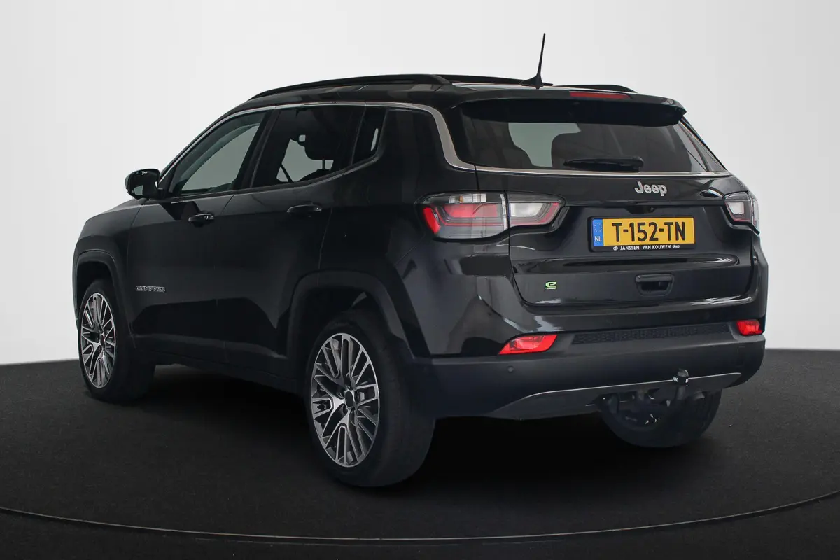1.5T e-Hybrid Limited Automaat Pano Trekhaak Stuur-Stoelverwarming