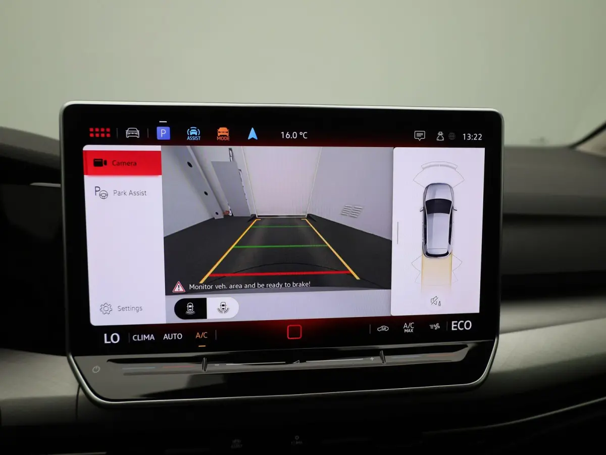 1.5 eHybrid 50 Edition Navigatie | Camera | Parkeersensoren | Cruise control | 18 Inch Velgen | Airco |