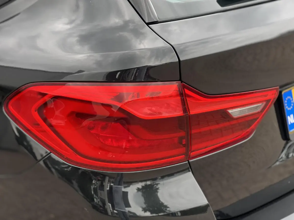 520i High Executive Clima Leder Dealer