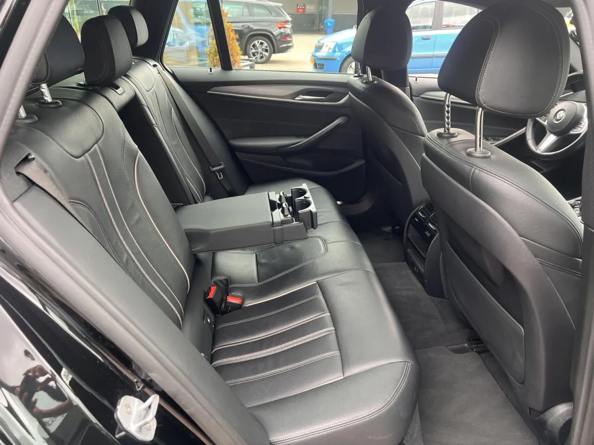 520i High Executive Clima Leder Dealer